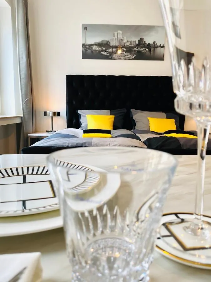 City Center Apartments Duesseldorf 0*, 뒤셀도르프